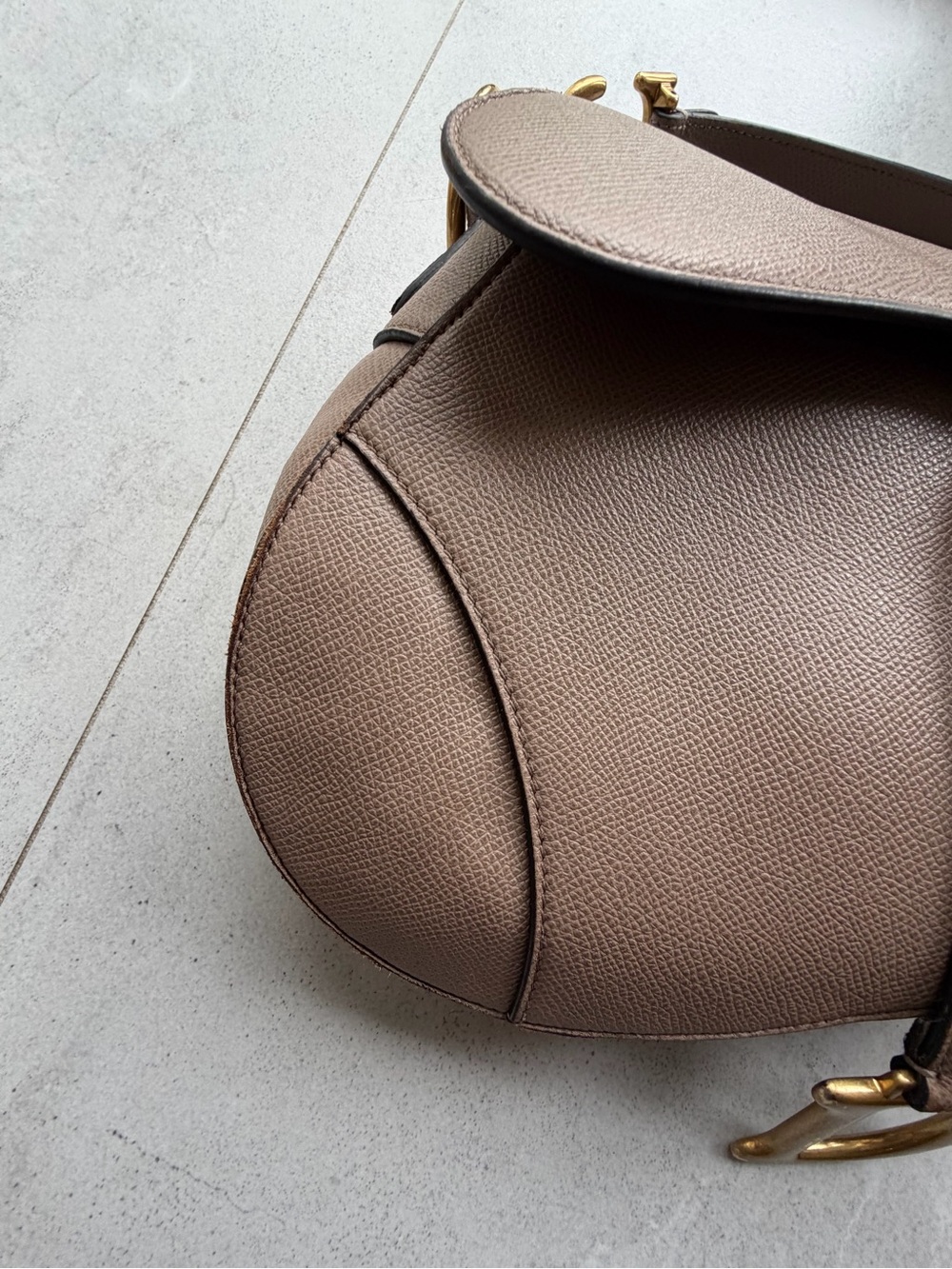 Dior Saddle Shoulder Bag in Taupe with Navy Logo Strap - Picture 3 of 14